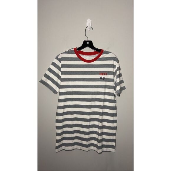 Urban outfitters Tokyo stripped tee shirt size medium C29-28 - Picture 1 of 3